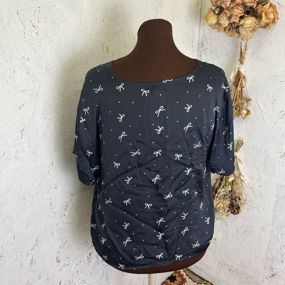 NWT Aerie Off Duty Tie Front Bow Short Sleeve Large - Picture 5 of 7
